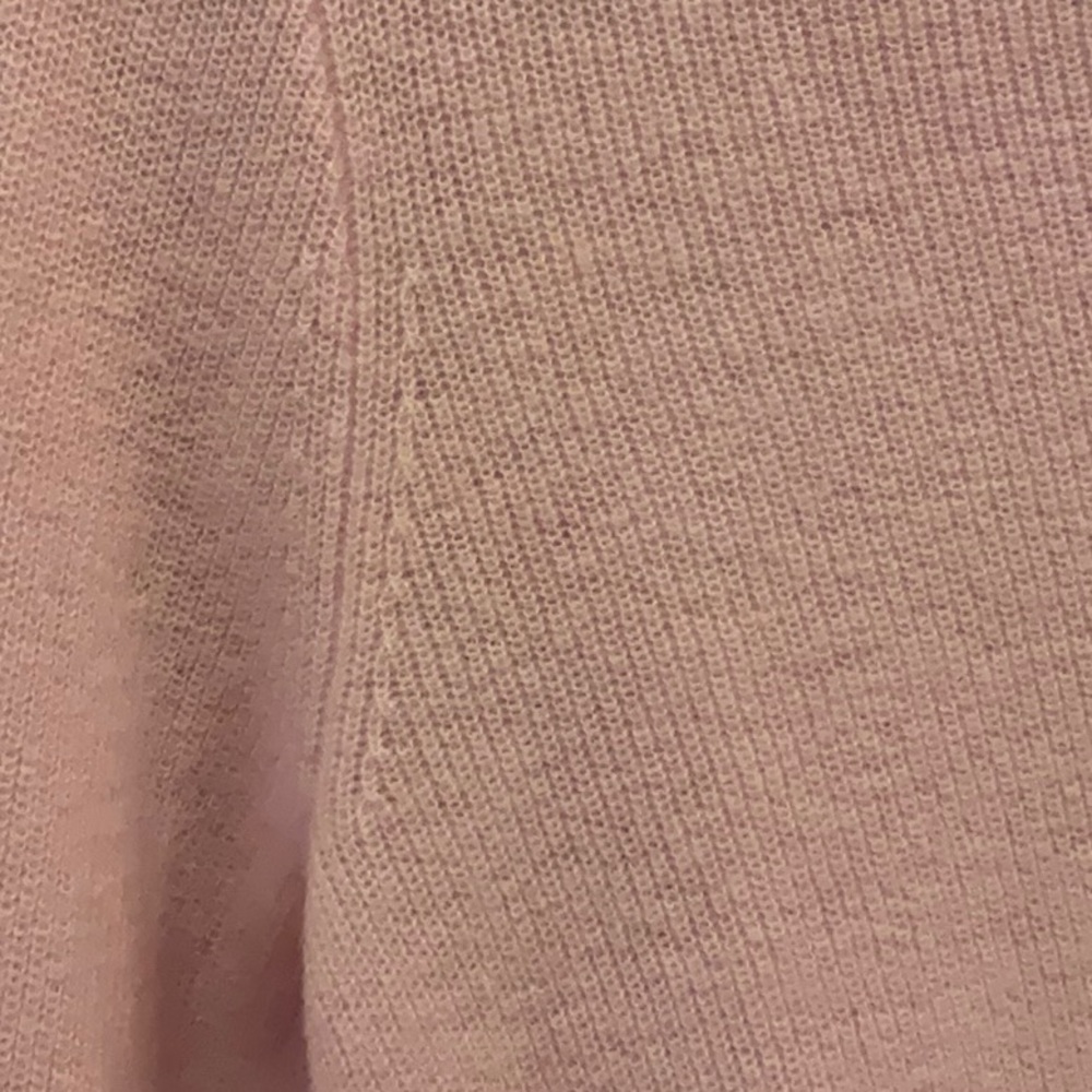 JCREW FEATHERWEIGHT CASHMERE CROPPED CARDIGAN SWEATER SET
Sz M / FROSTY LAVENDER - Picture 11 of 13